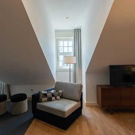 Augusta Apartment